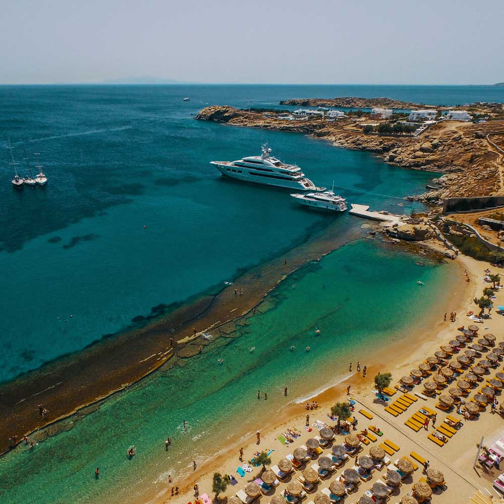 Vacation Guide: Mykonos cover photo collage