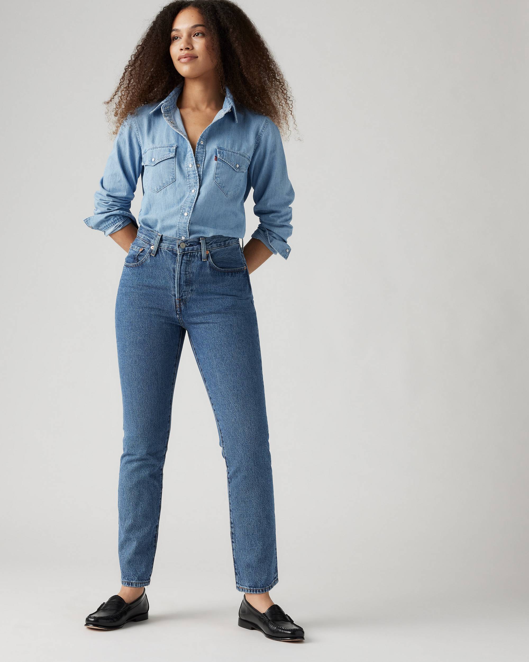 Build Your 2026 Essential Capsule Wardrobe (On a Budget) cover photo collage