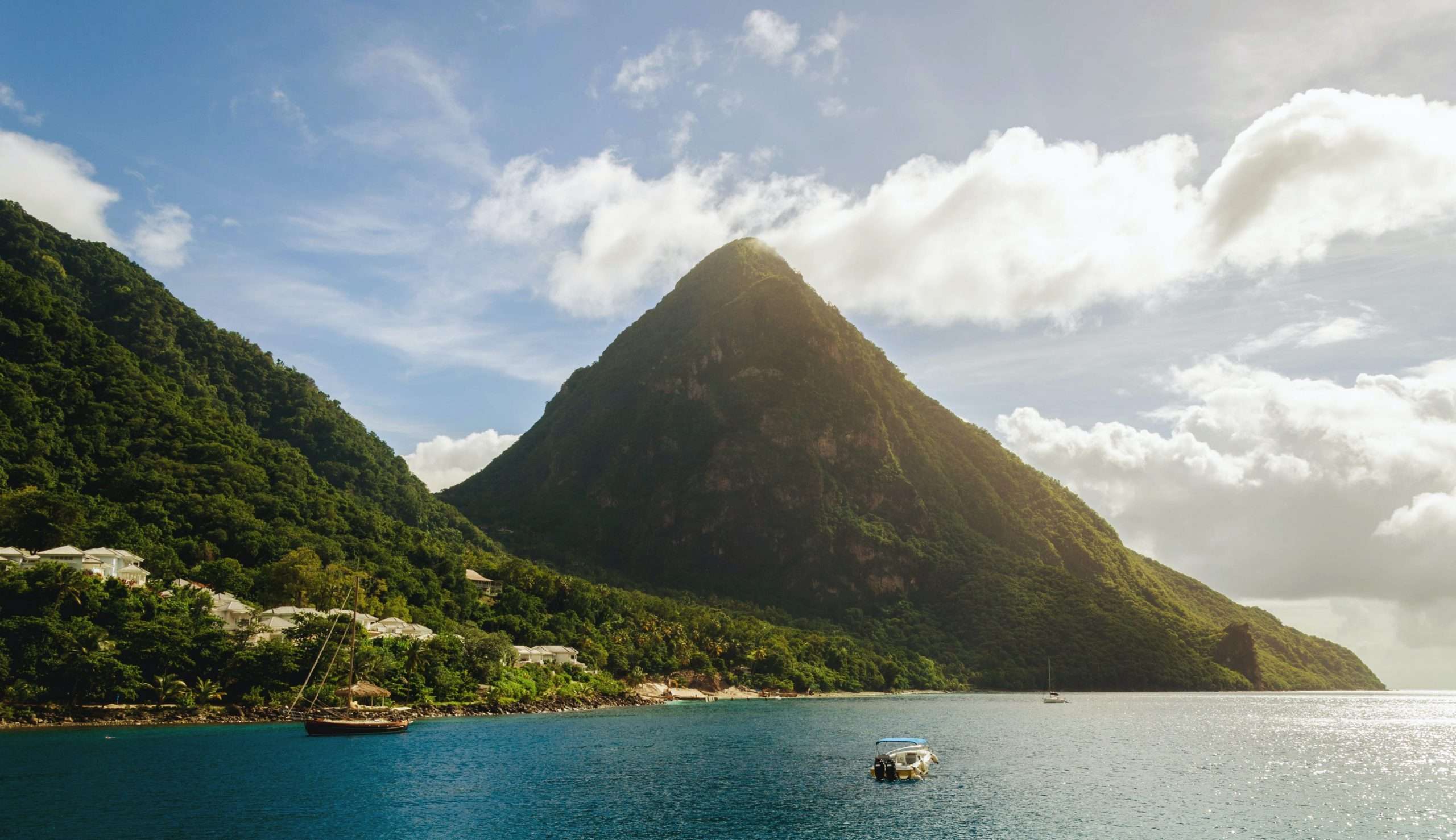 Hiking in Saba cover photo collage