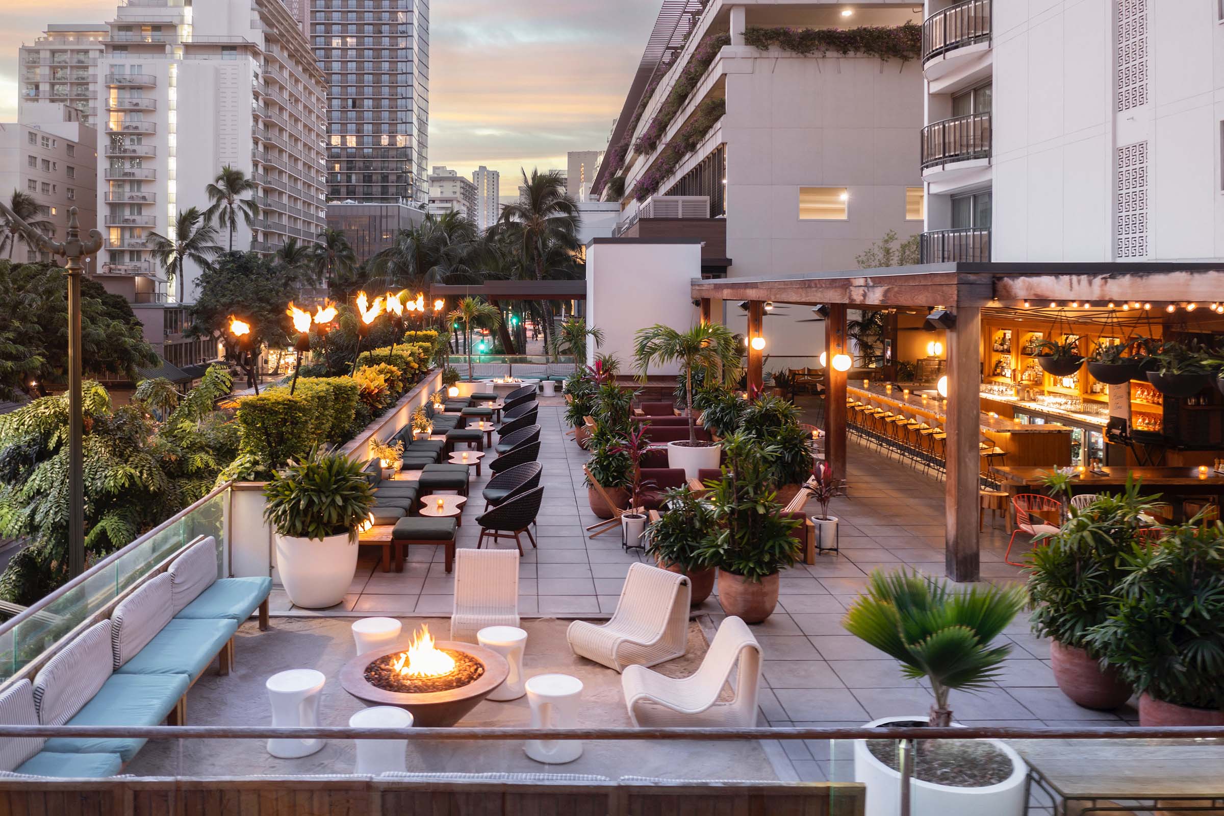 The 'No-Research' Hawaii Itinerary: Flight + This Guide = Perfection cover photo collage