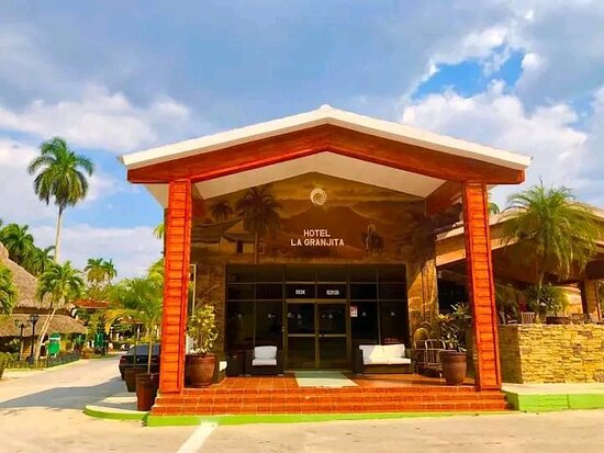 Santa Clara, Cuba: The Charm of My Homeland cover photo collage