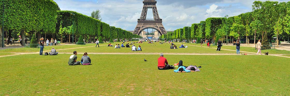 If you’re going to Paris, Read This First cover photo collage