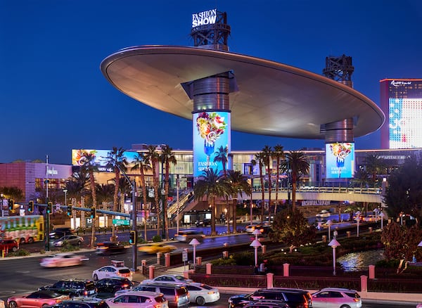 I Went to Vegas & Here’s the Proof 🎲💅🏽 cover photo collage