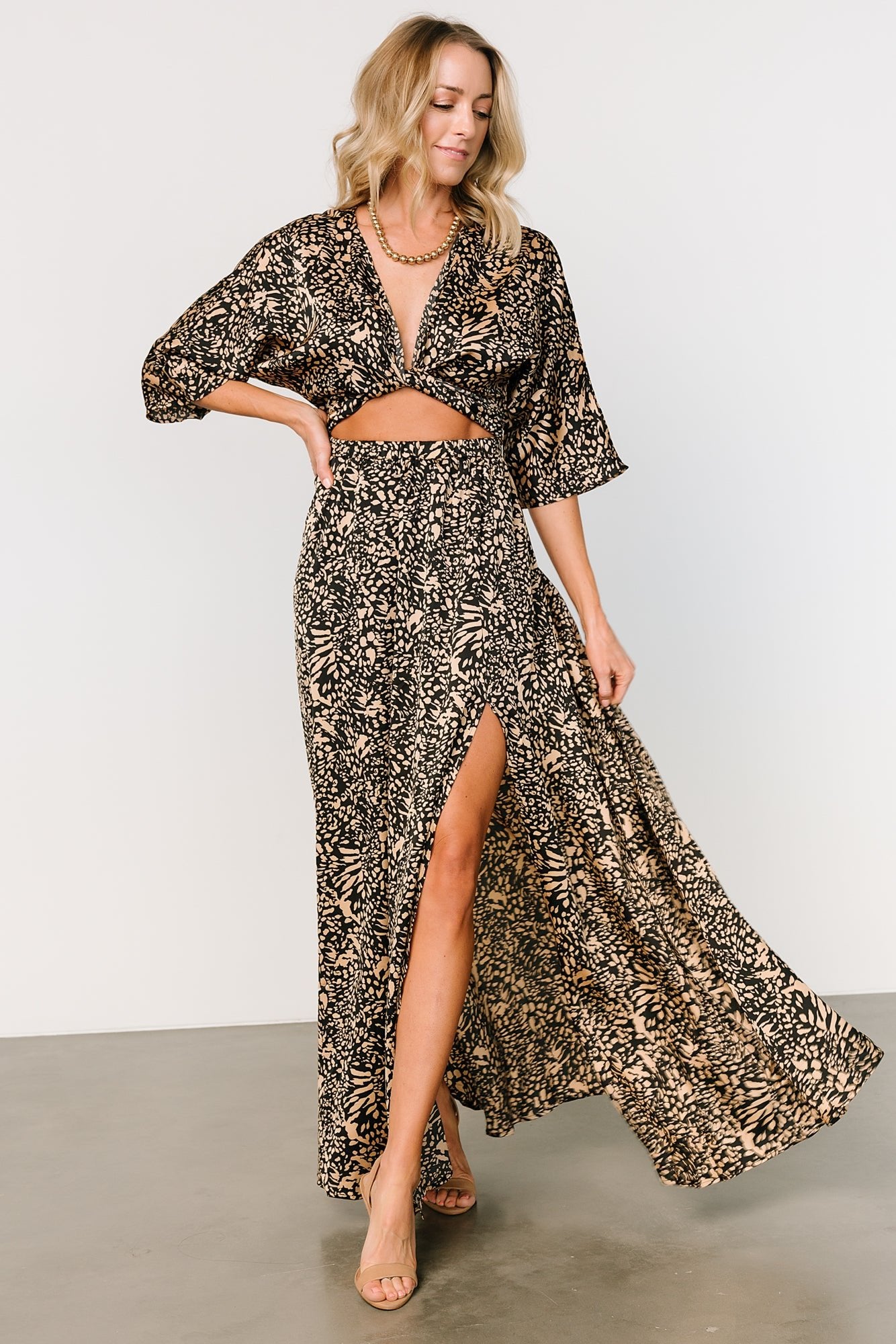 The “She Looks Good!” Collection: Maxi and Midi Dress Edition cover photo collage