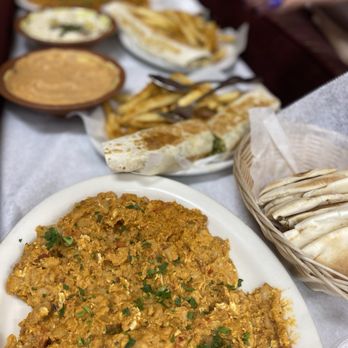 Indianapolis Foodie List: Restaurants You Have to Try cover photo collage