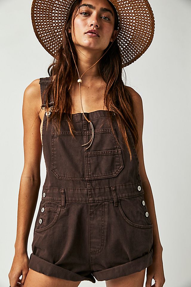 pov: you're shopping at FREE PEOPLE for your spring/summer wardrobe and not sure what to get (let me help you!) cover photo collage
