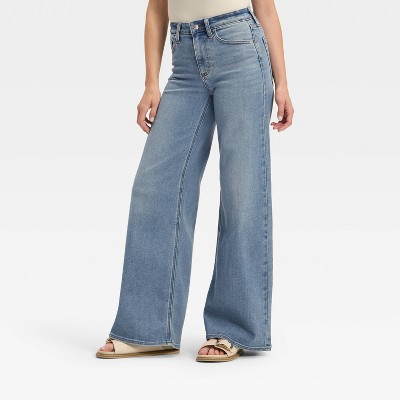 MomLife, but make it fashion. cover photo collage