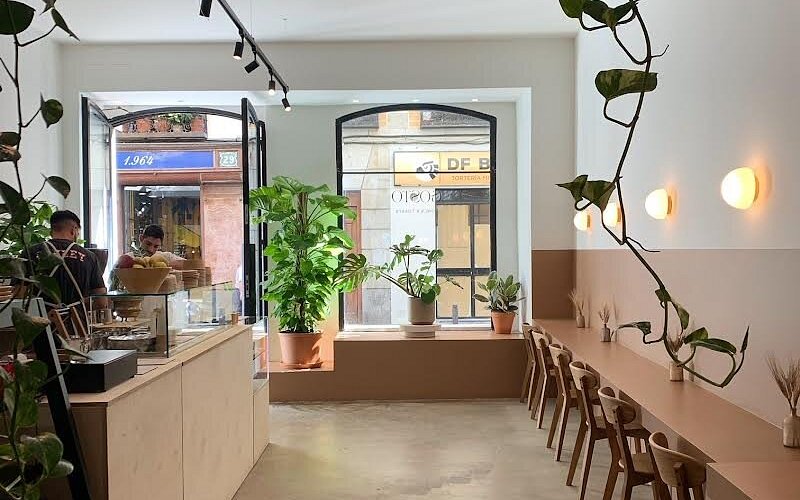 Coffee shops to work on Laptop ☕💻 Madrid cover photo collage