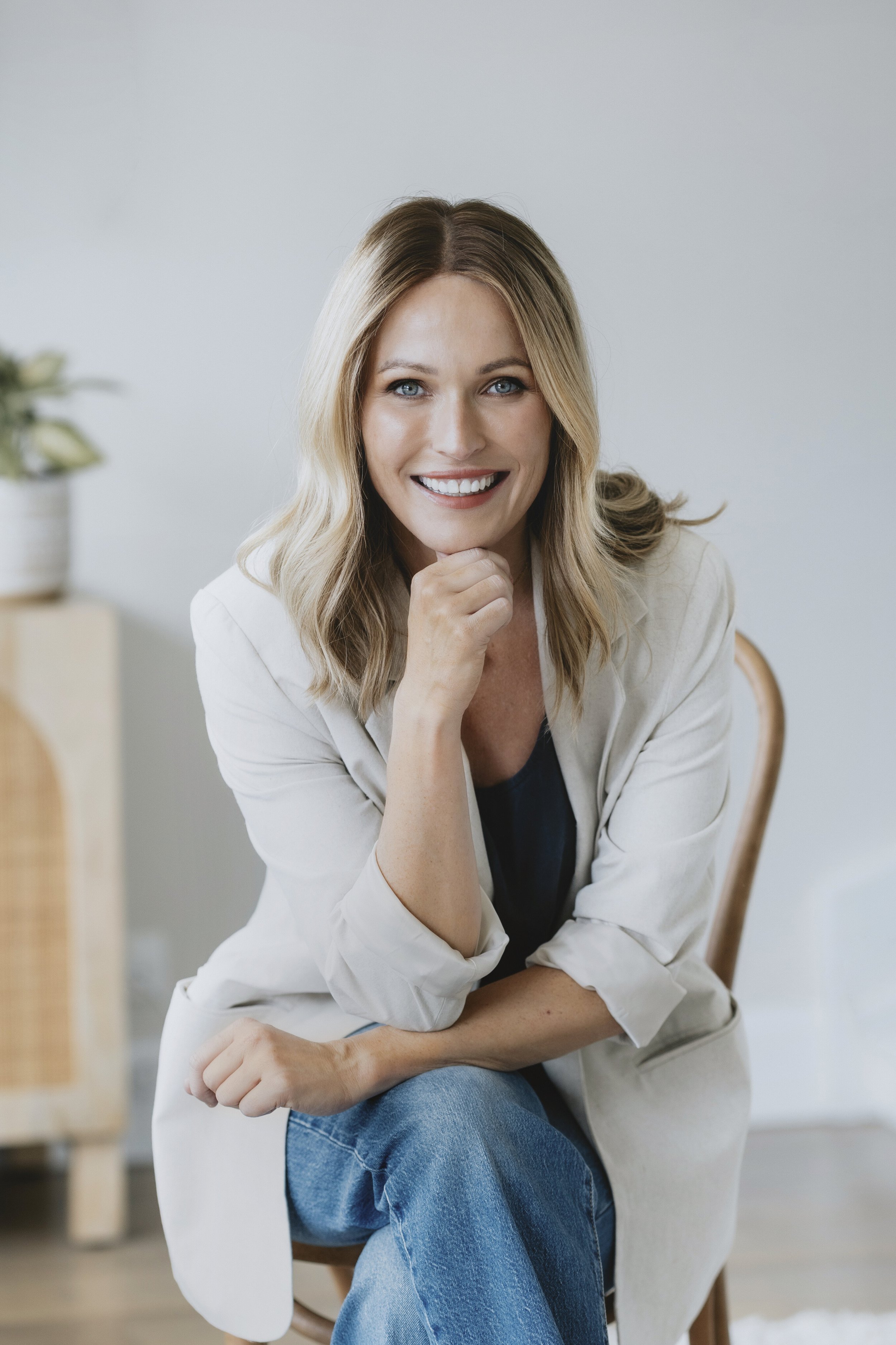 Auto Buy Authors cover photo collage