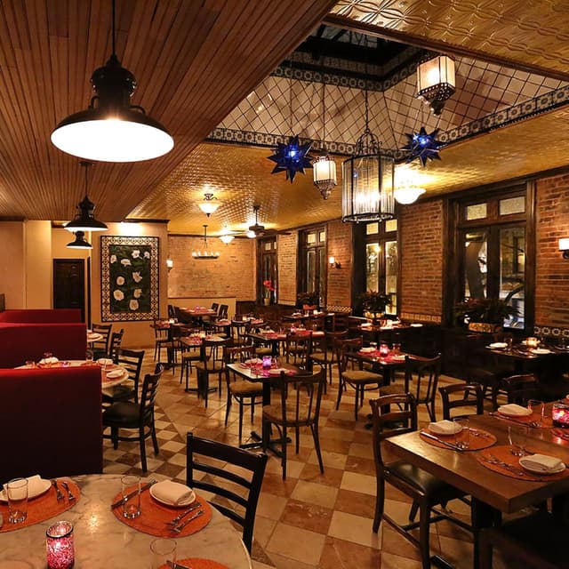 Places in Manhattan You NEED to Check Out! cover photo collage