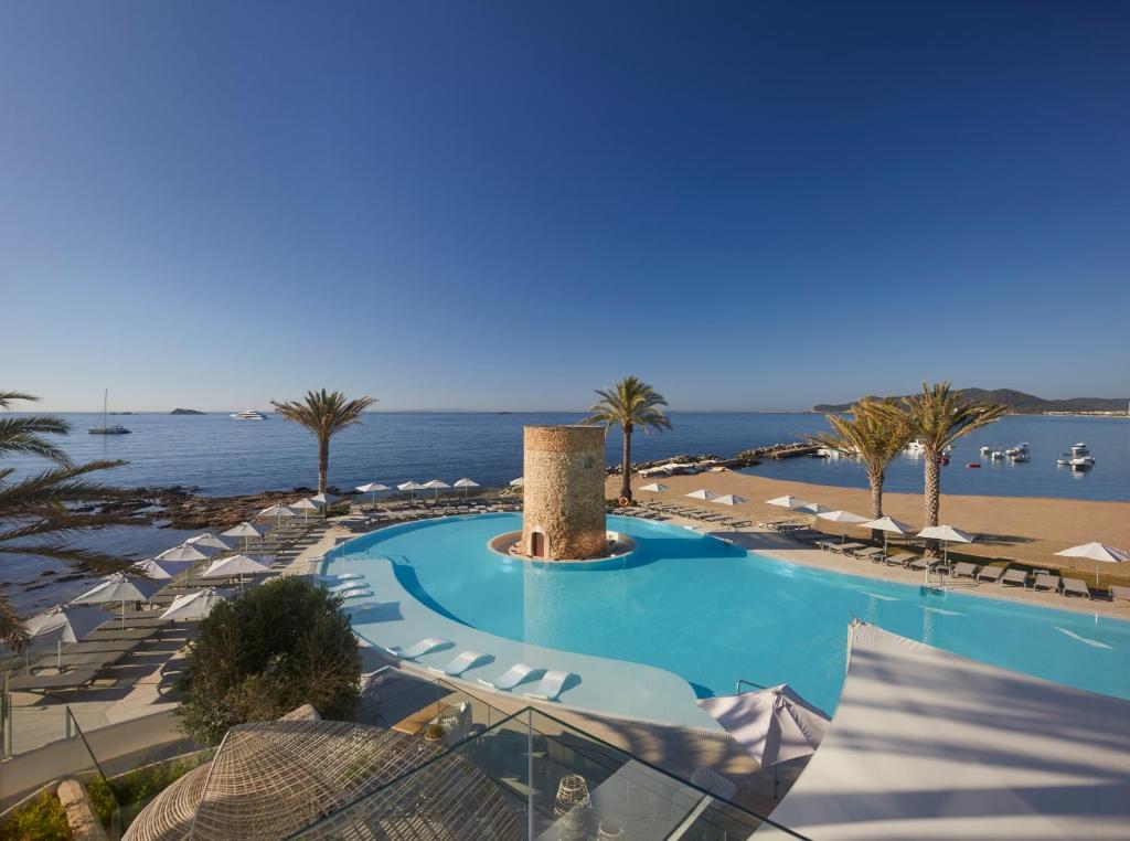 Ibiza Hotels🏝 cover photo collage