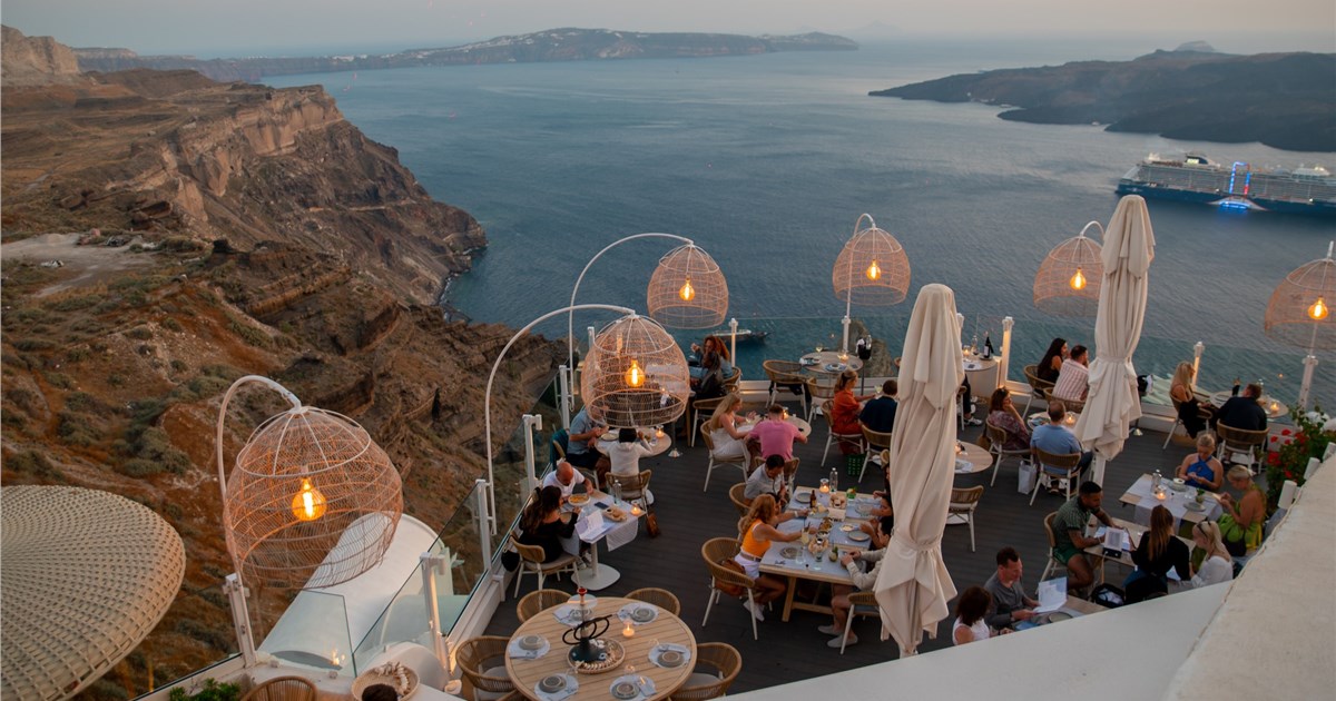 Island Hopping through Greece: A guide from Athens to Santorini, Paros and Milos cover photo collage