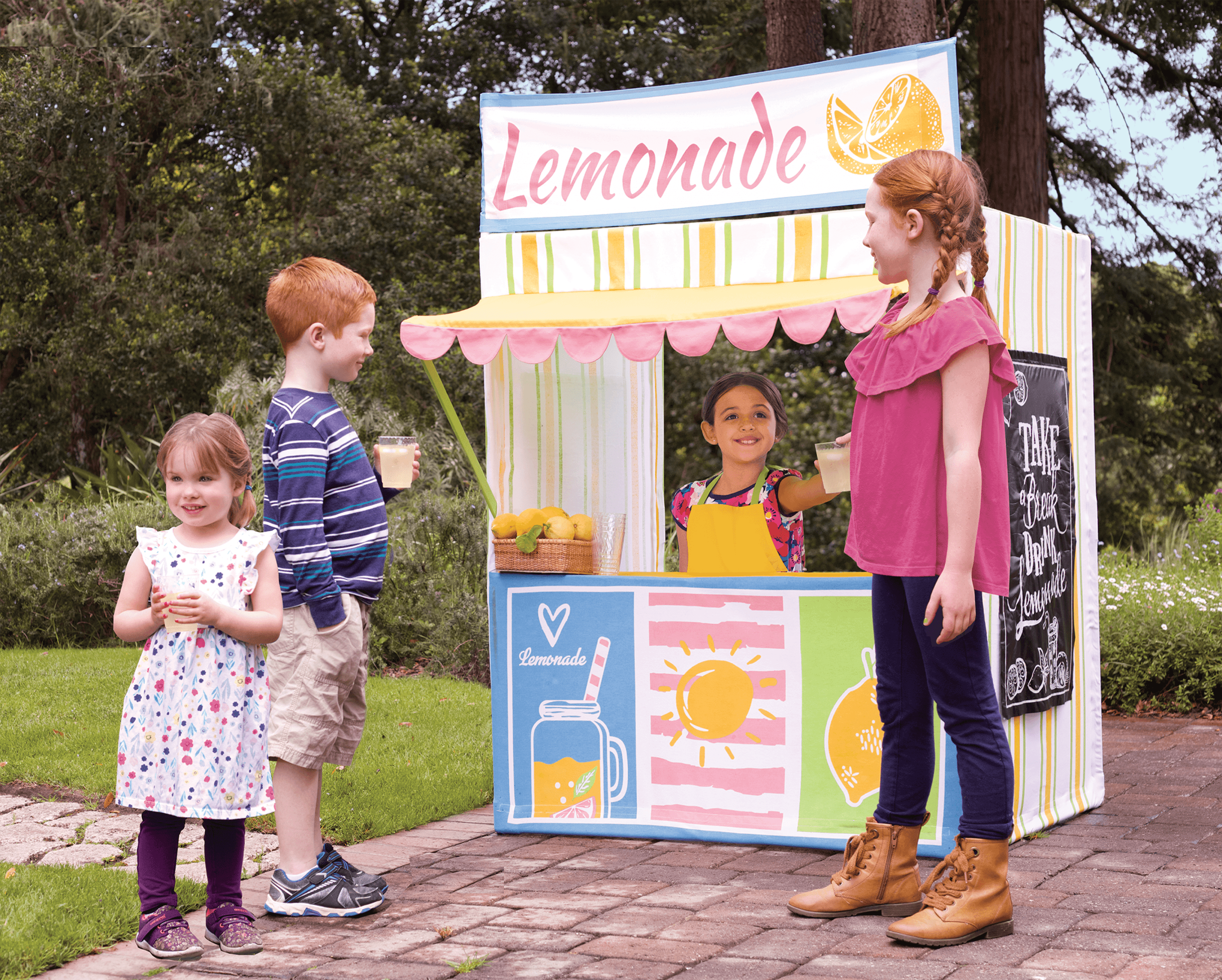 Best Lemonade Stand Tables & Setup Ideas for Kids cover photo collage