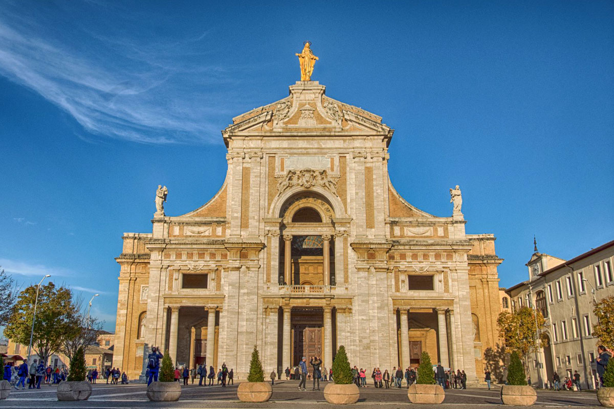My Assisi Italy Guide: Walking in the Footsteps of St. Francis of Assisi cover photo collage