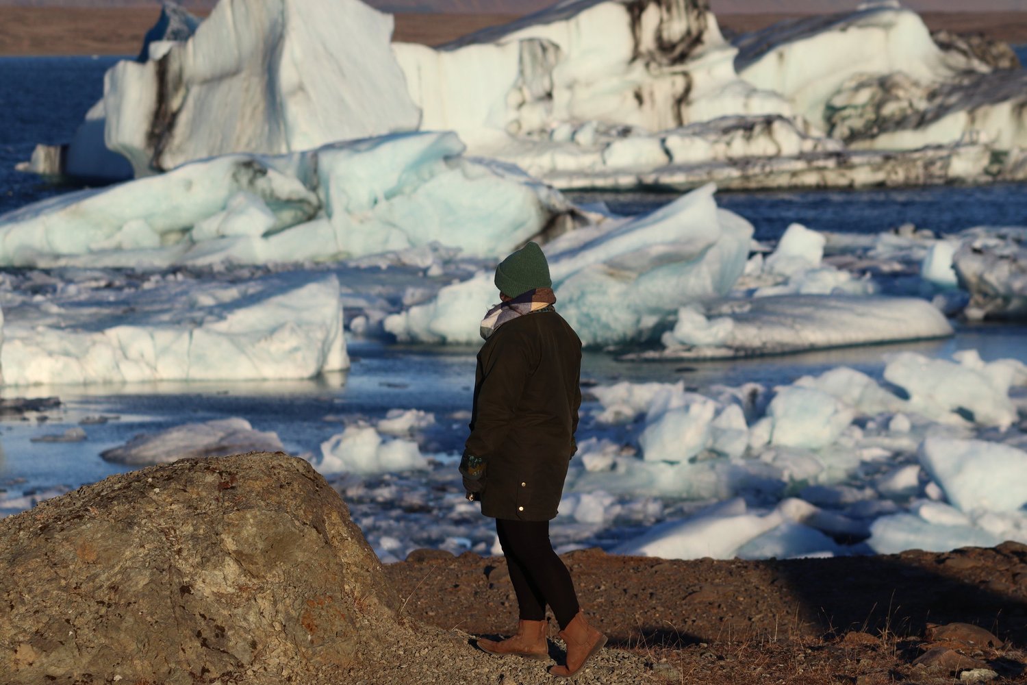 Iceland in Winter Packing List cover photo collage