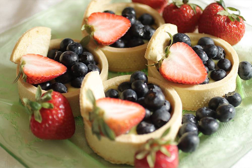 Lemon Tarts for Summer Desserts cover photo collage