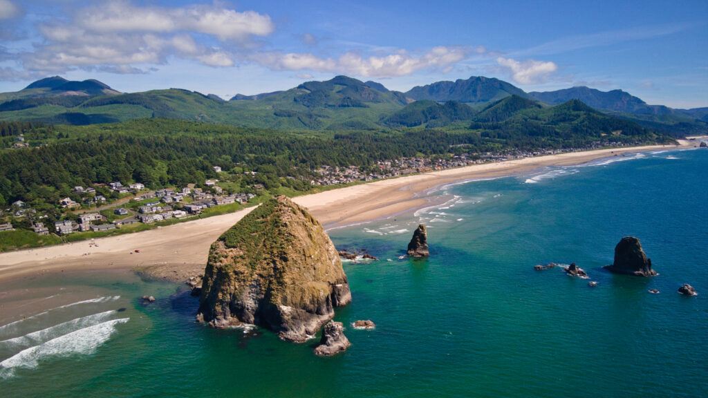 Oregon Trip Places to Go cover photo collage