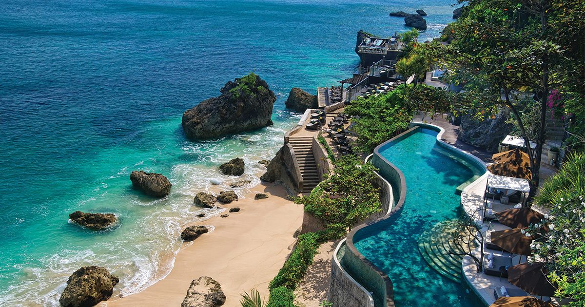 Hotel Terbaik di Indonesia yang Paling Banyak Dicari Wisatawan Lokal dan Asing Tahun 2026 cover photo collage