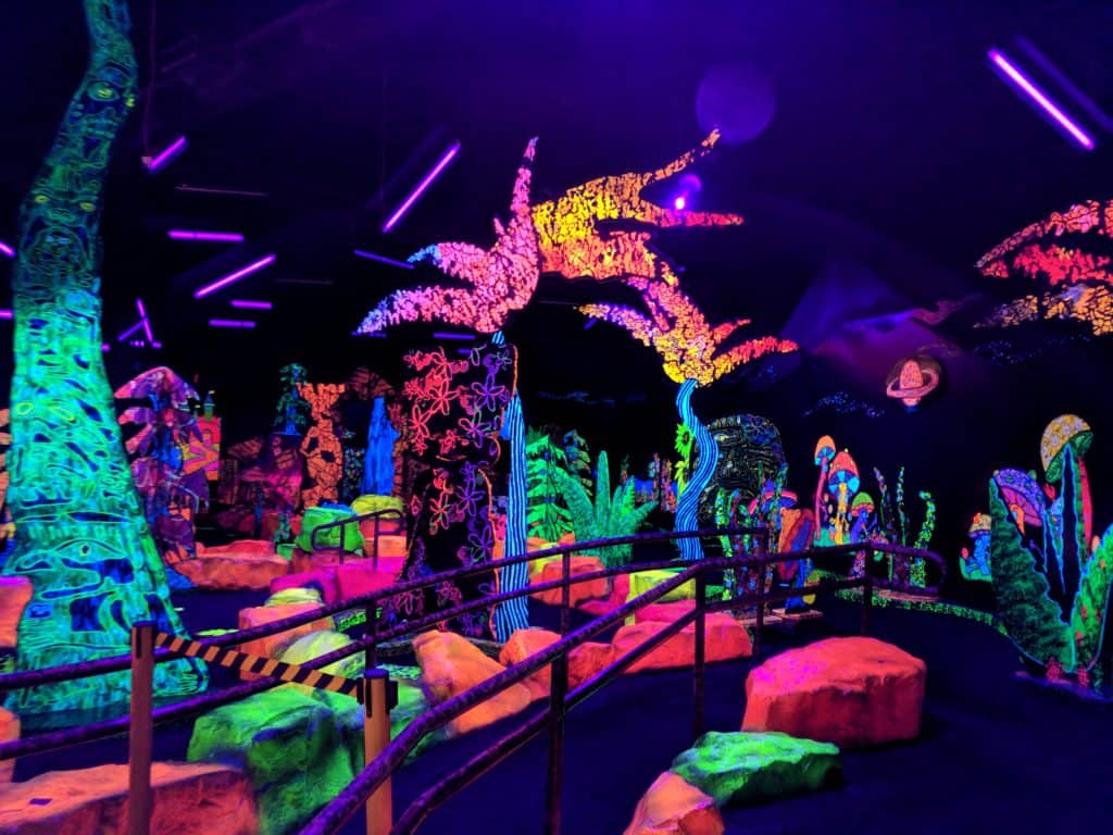 Best Mini Golf Courses in Kissimmee & Orlando: A Family Fun Guide cover photo collage