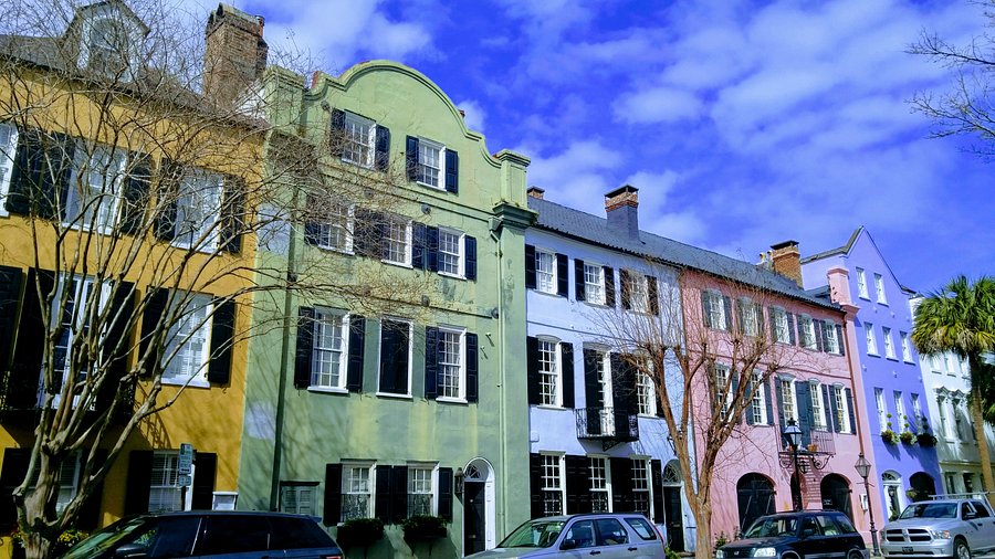 Southern Escapes cover photo collage