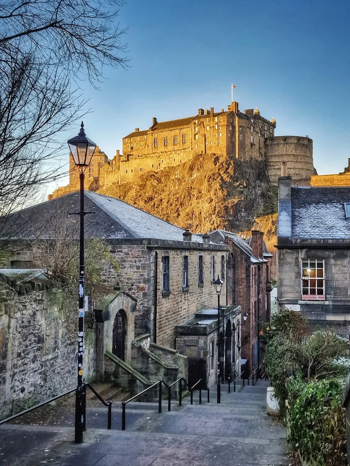 Instagram-worthy spots in Edinburgh cover photo collage