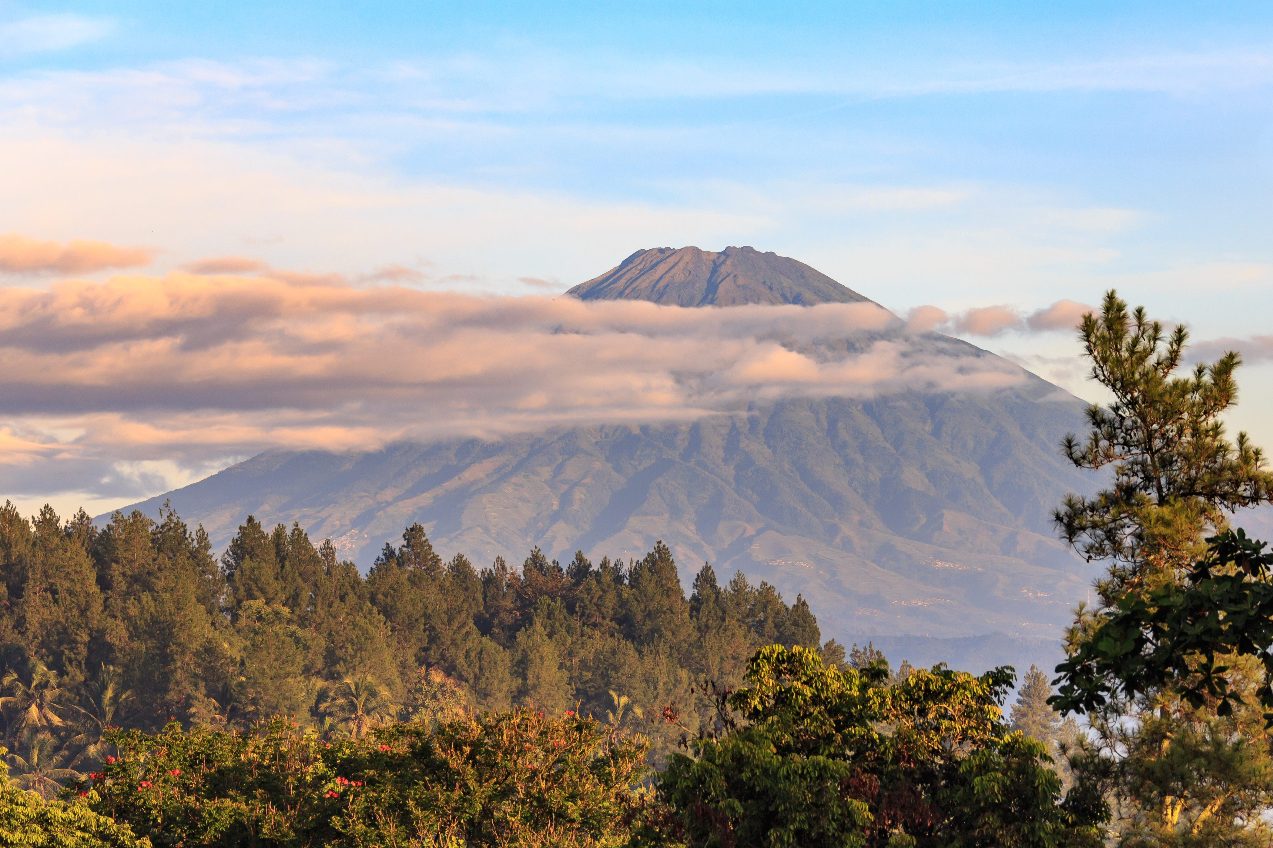 Top 20 Indonesian Mountain to Conquer cover photo collage