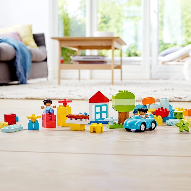 My Toddler Ignores The TV Because Of These Screen-Free Activities cover photo collage