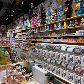 A New York Collector's Heaven! cover photo collage