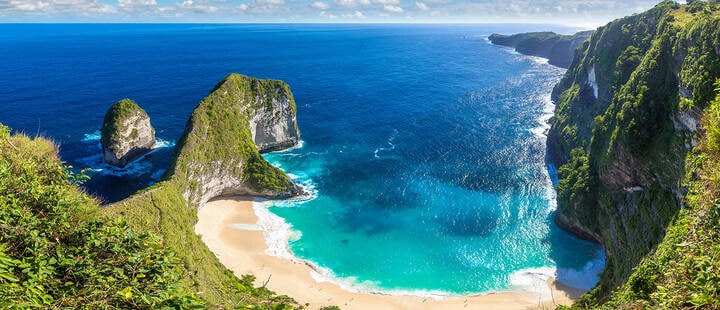 Vacation in Bali: Top Must-Visit Destinations cover photo collage