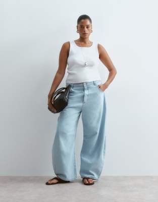 ARRANGE Curve Sydney denim barrel leg jeans in blue light wash