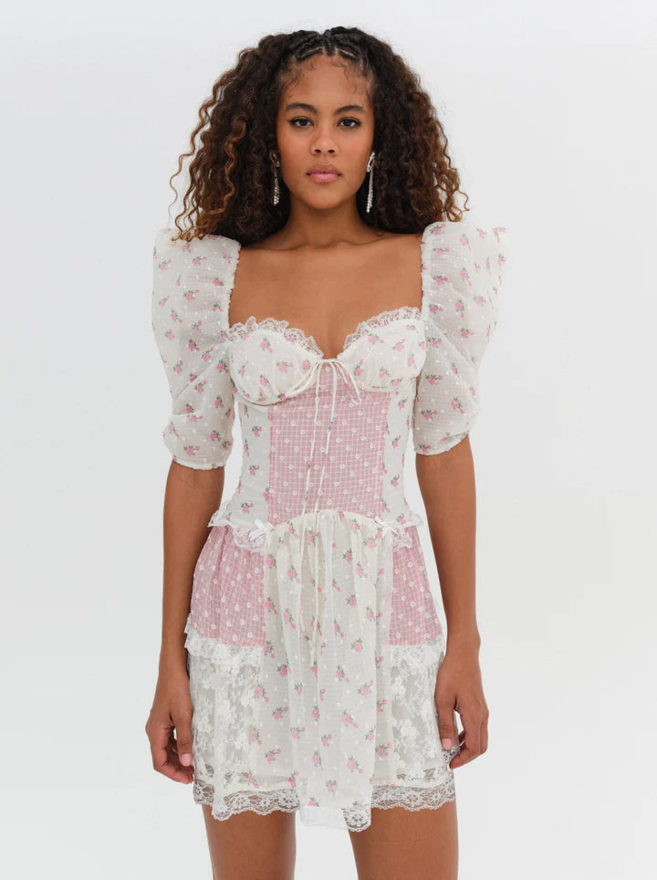Cottagecore Clothing: Romantic Outfits for Your Dreamy Countryside Era cover photo collage