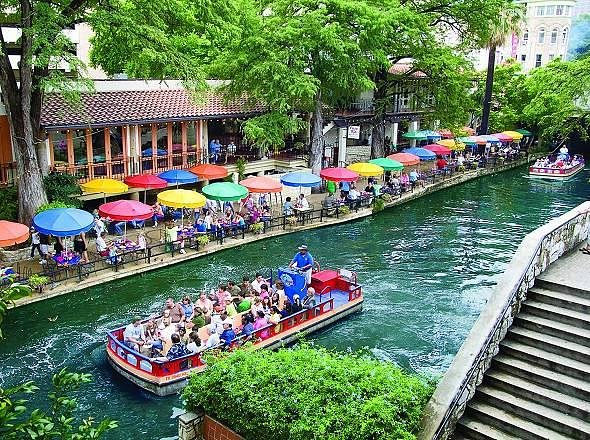 San Antonio Places You’ll Want to Visit 🌵✨ cover photo collage