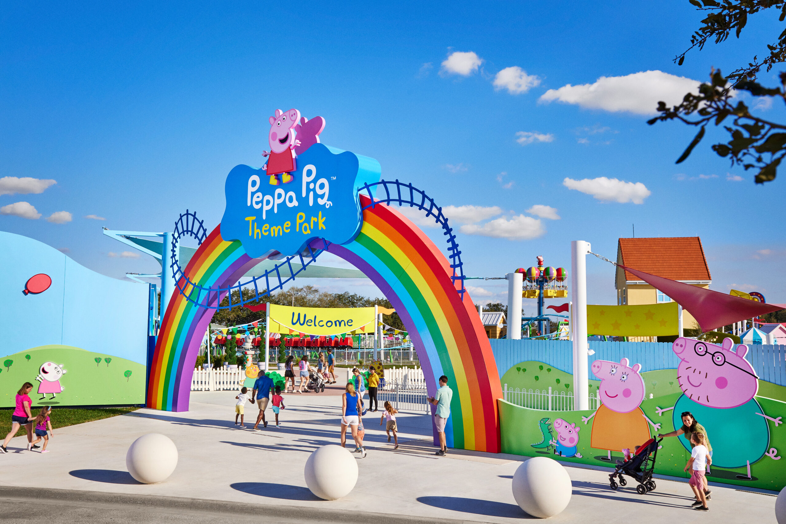 Peppa Pig Theme Park Florida Guide: Must-Do Rides & Tips for the Perfect Toddler Day Trip cover photo collage