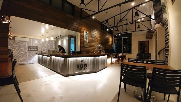 Local Cafes Around the Philippines That Are Worth the Coffee ☕🇵🇭 cover photo collage