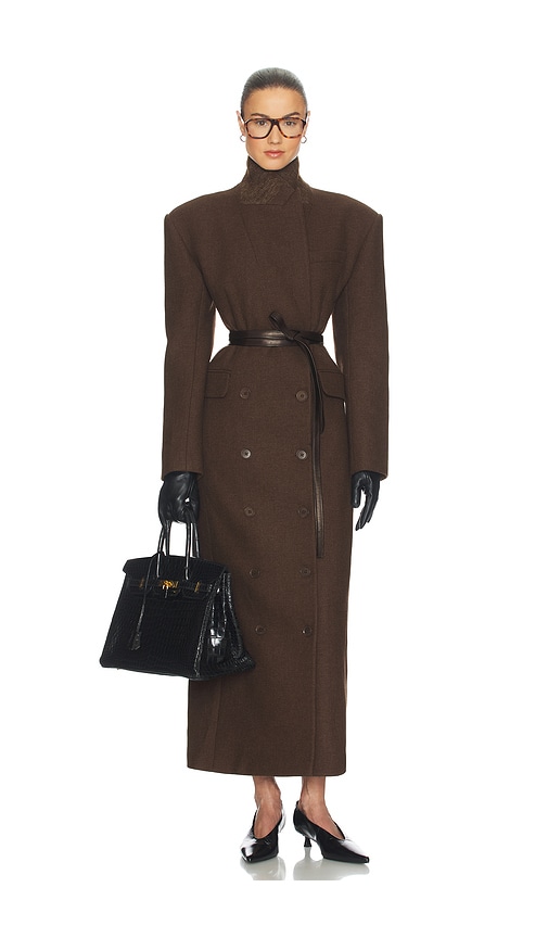 Quiet Luxury Autumn Outfits: Best Minimalist Italian Wool Coats, Structured Monochrome Blazers & Neutral Designer Bags cover photo collage