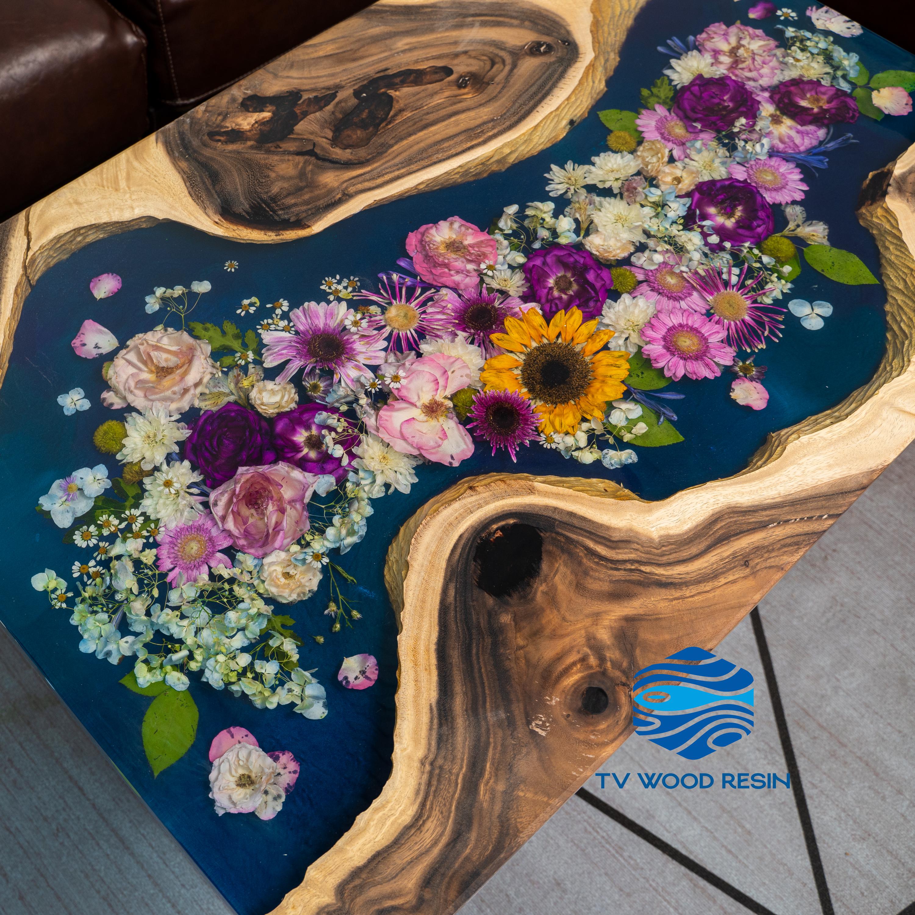 Bringing Nature Indoors With 15 Most Artistic Preserved Flowers I Could Find cover photo collage