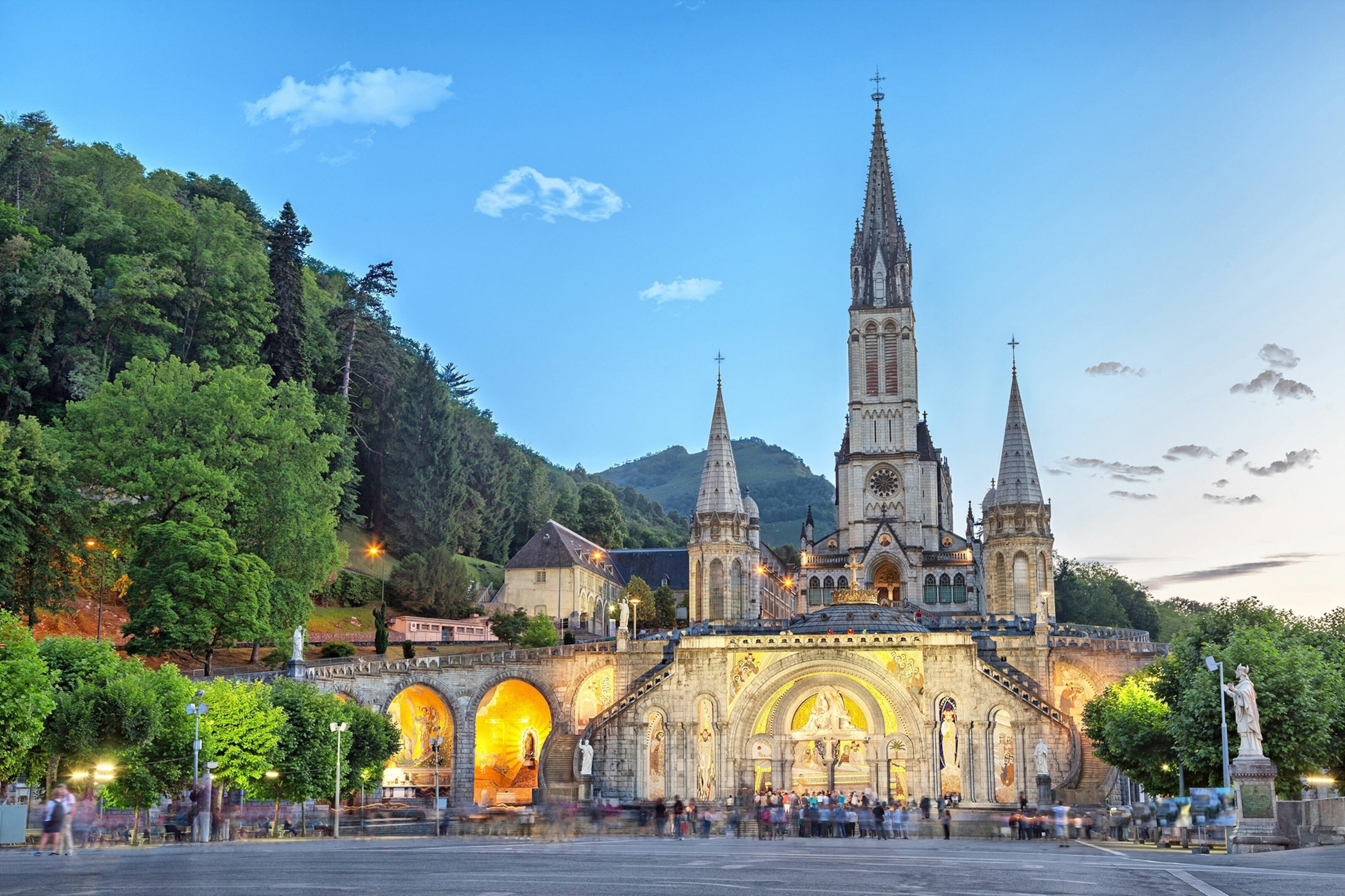 Marian Shrines Around the World cover photo collage