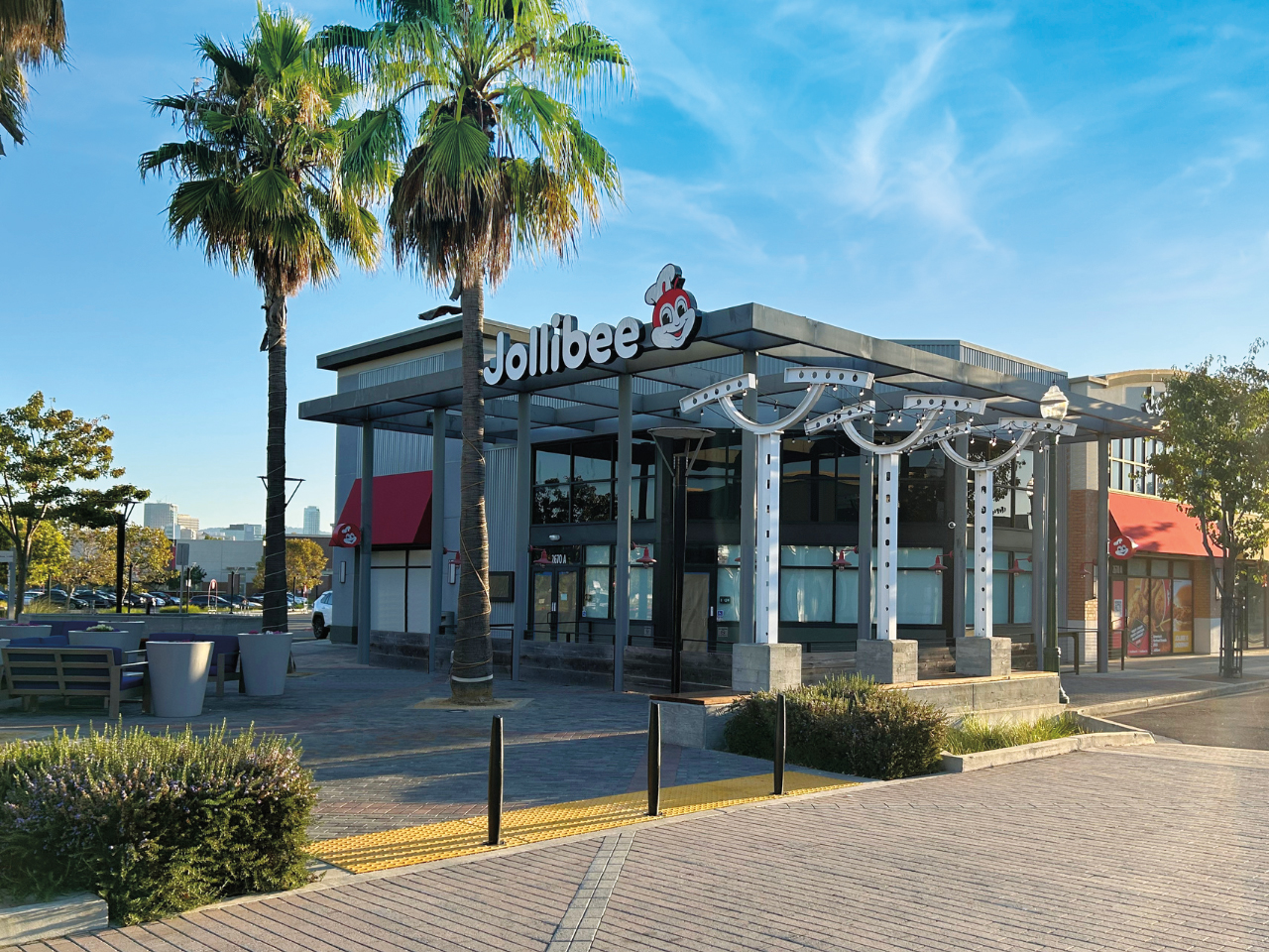 Jollibee California | 36 Locations, Addresses & Filipino Favorites cover photo collage