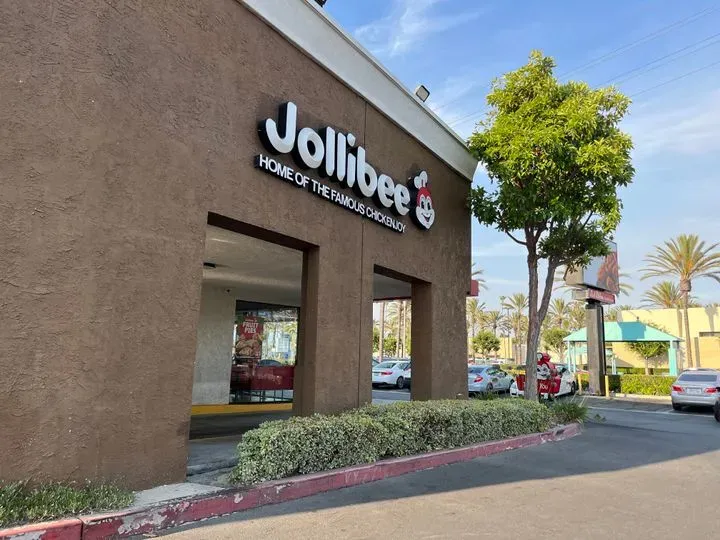 Jollibee California | 36 Locations, Addresses & Filipino Favorites cover photo collage