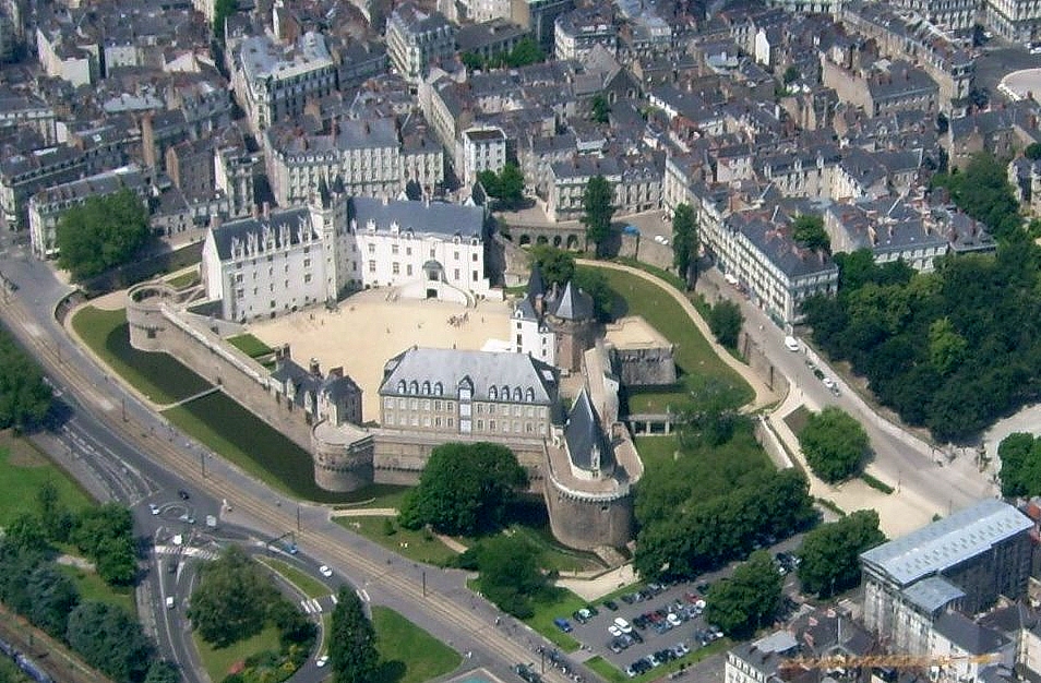 Nantes, France: Castles, Creative Wonders, Riverside Stays cover photo collage
