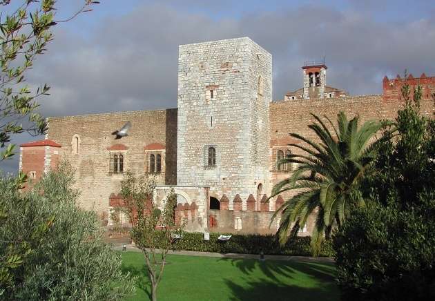 Perpignan, France: cathedral walks, local art, and easy stays cover photo collage