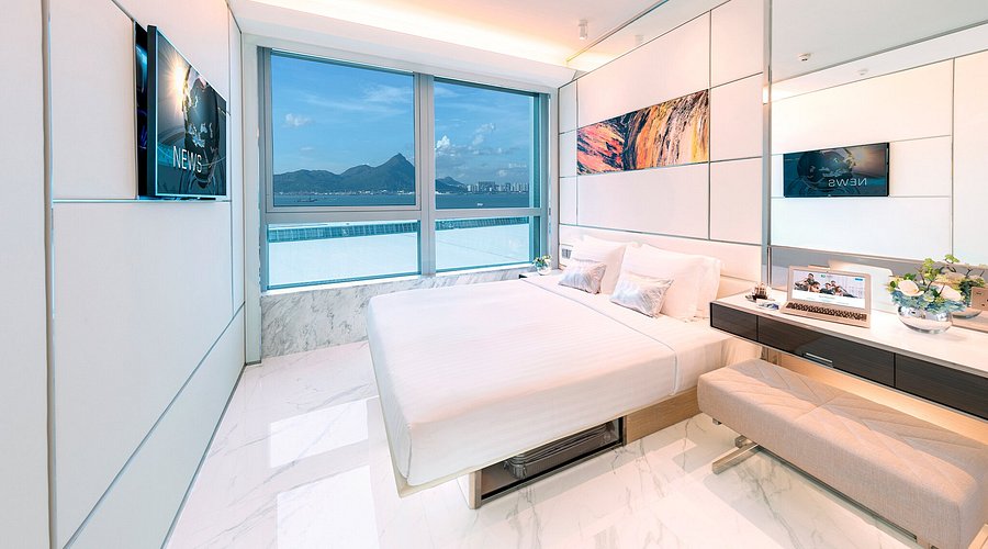 One of the best spots for an easy and comfortable hotel stay in Admiralty, Hong Kong cover photo collage