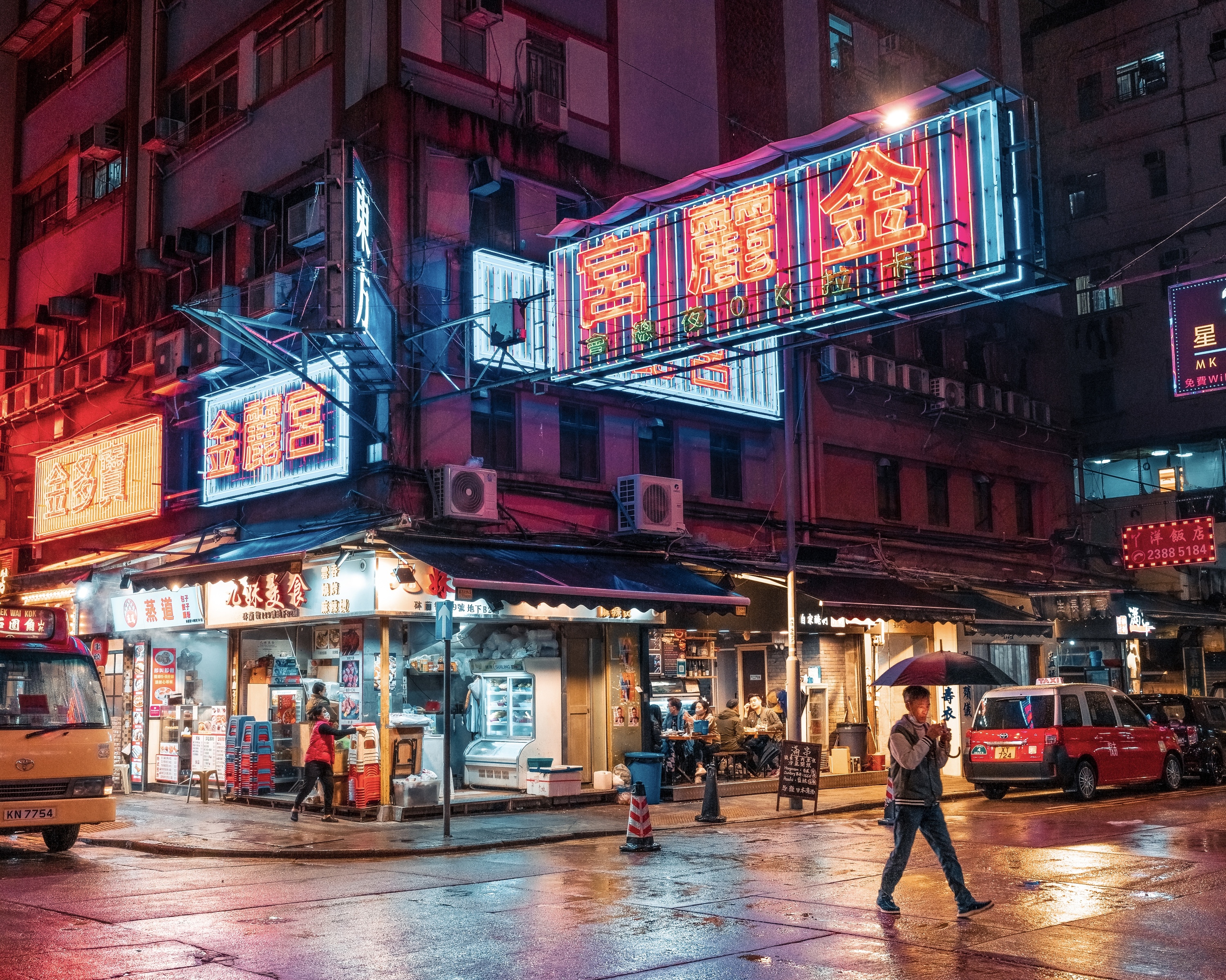 Relaxing Places to Stay for a Comfortable City Break in Mong Kok, Hong Kong cover photo collage