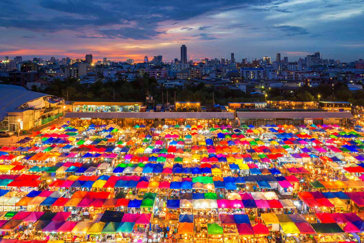 Relaxing Hotel Stays for a Comfortable Getaway in Chatuchak, Bangkok, Thailand cover photo collage
