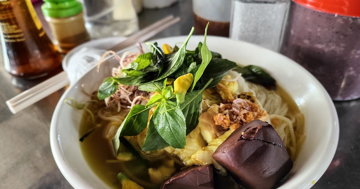 Morning Food Spots in Cambodia I Kept Going Back To cover photo collage