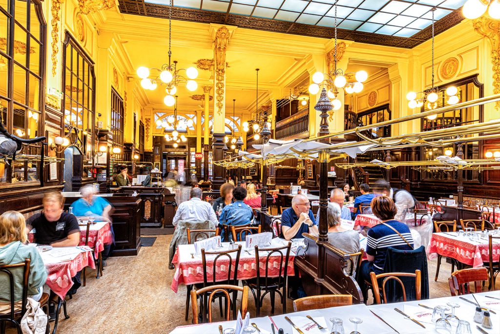 I Stopped Eating at Tourist Traps in France and Finally Ate Well cover photo collage