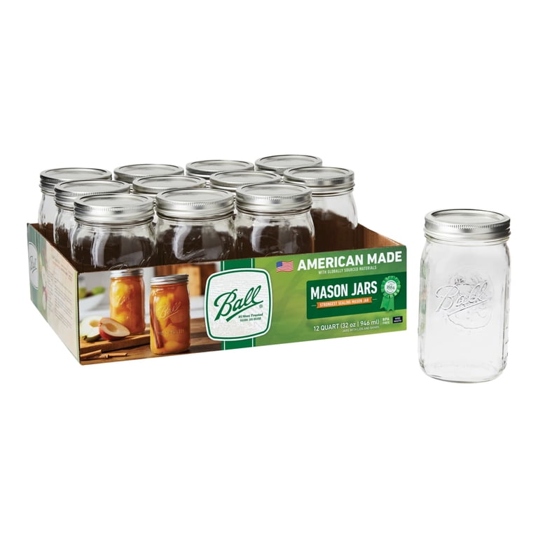 Hot Chocolate Jars I Layer and Gift Because Store-Bought Cocoa Kits Feel Lazy cover photo collage