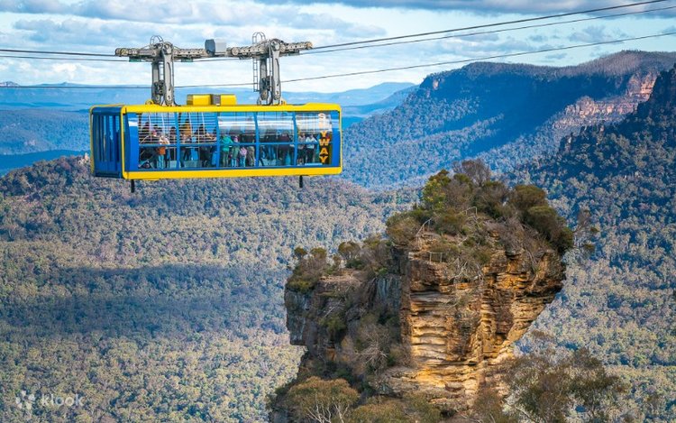 Gear I Wish I Had Before My First Blue Mountains Bushwalk cover photo collage