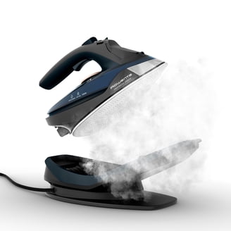 How I Finally Found an Iron That Doesn't Drip Water on My Clothes cover photo collage