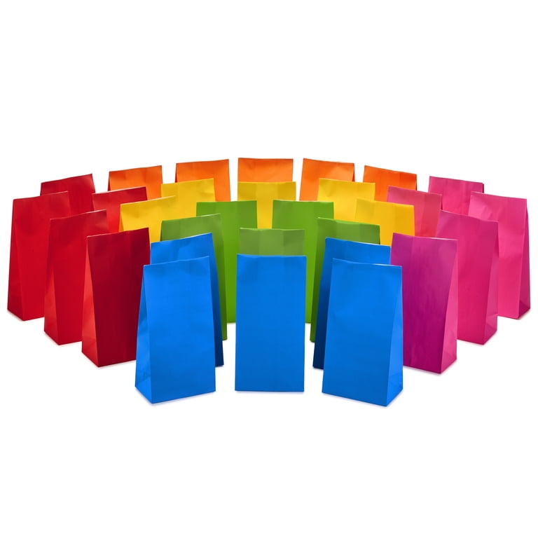 I Pre-Pack Class Party Treat Bags in 10 Minutes and Distribution Takes Two cover photo collage